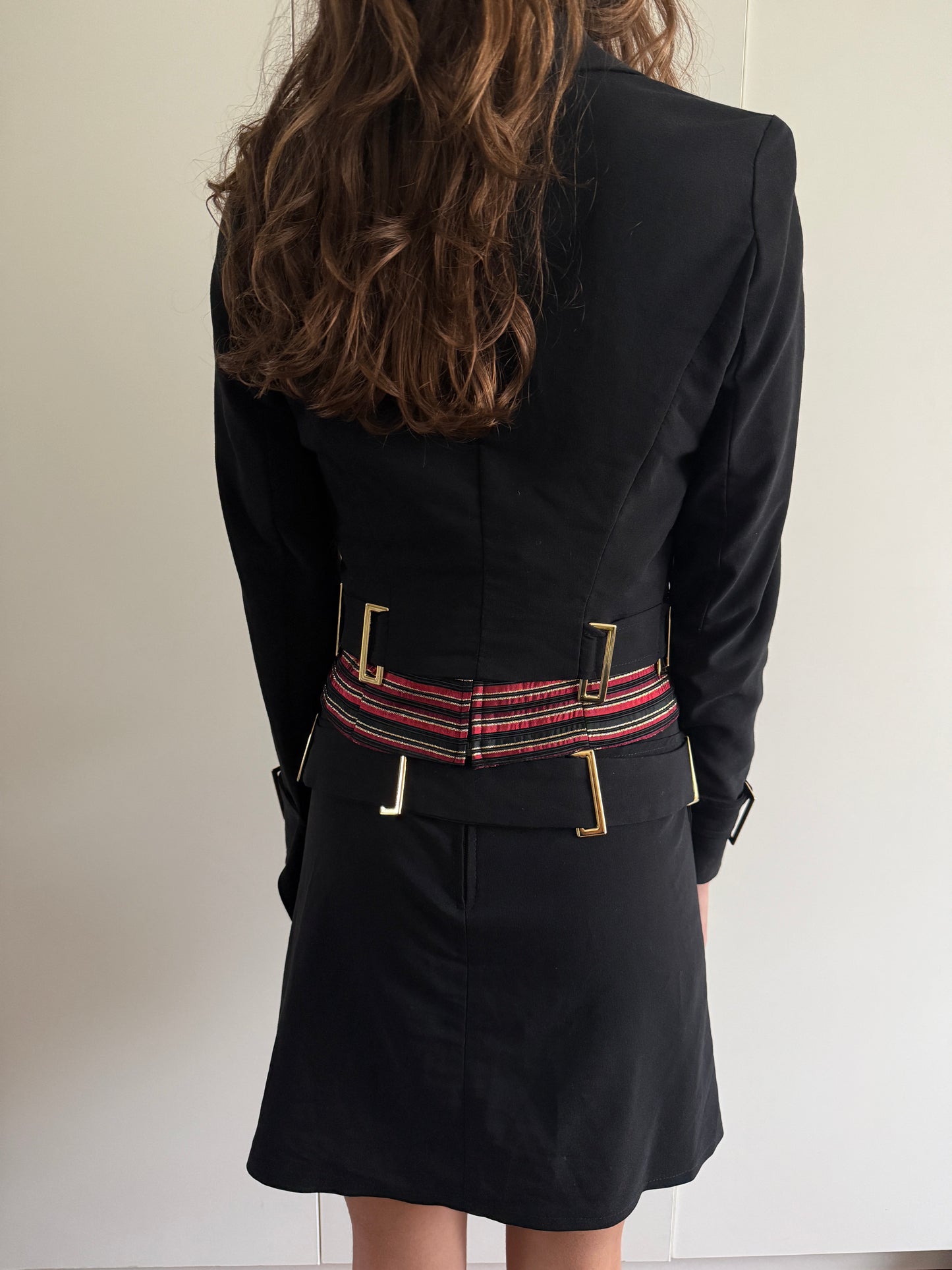 FRENCH VINTAGE BUCKLE DETAIL SKIRT SUIT