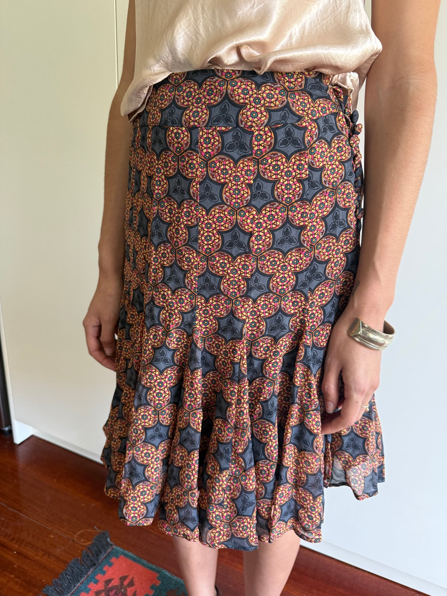 DRESS CAMP SILK STAINED GLASS SKIRT