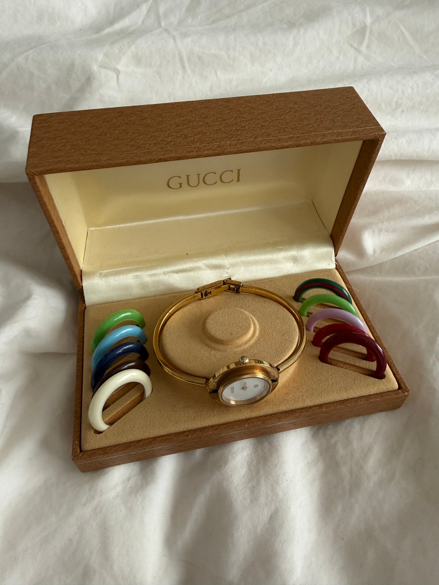 GUCCI COLOUR CHANGING BEZEL WATCH