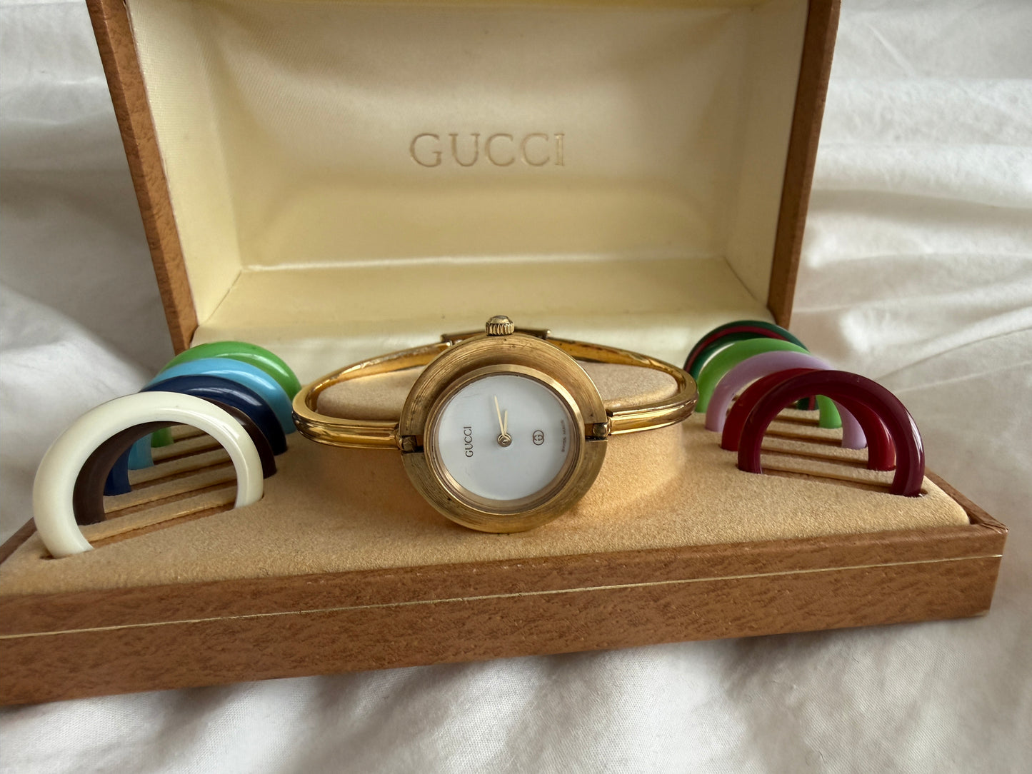 GUCCI COLOUR CHANGING BEZEL WATCH