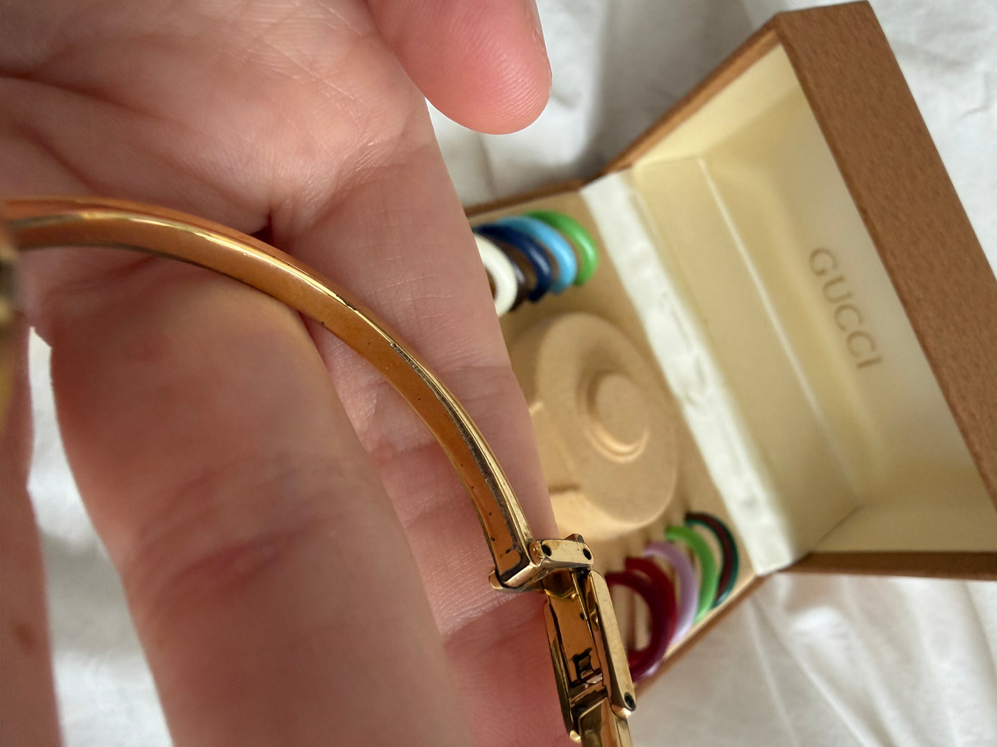 GUCCI COLOUR CHANGING BEZEL WATCH