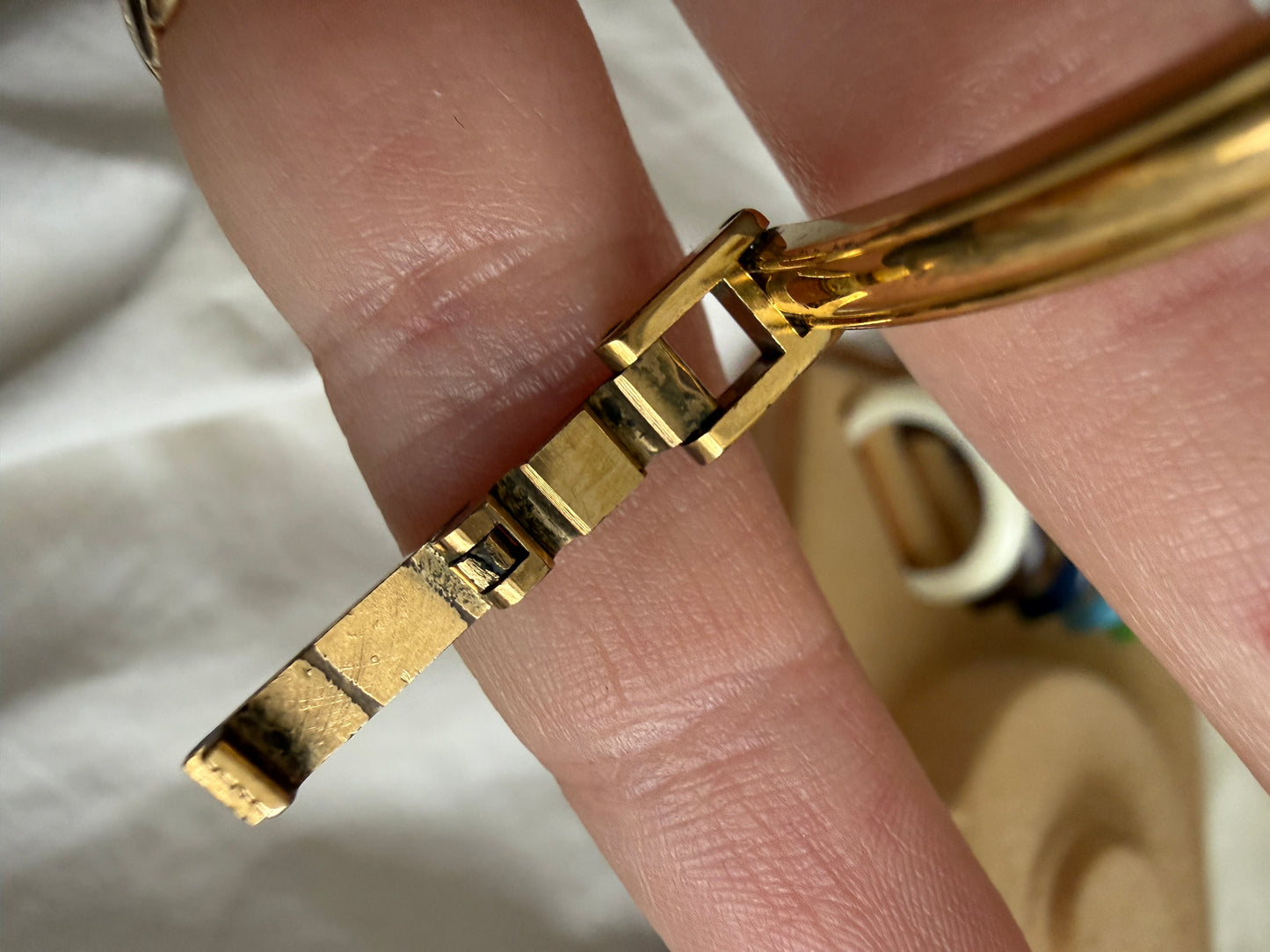 GUCCI COLOUR CHANGING BEZEL WATCH