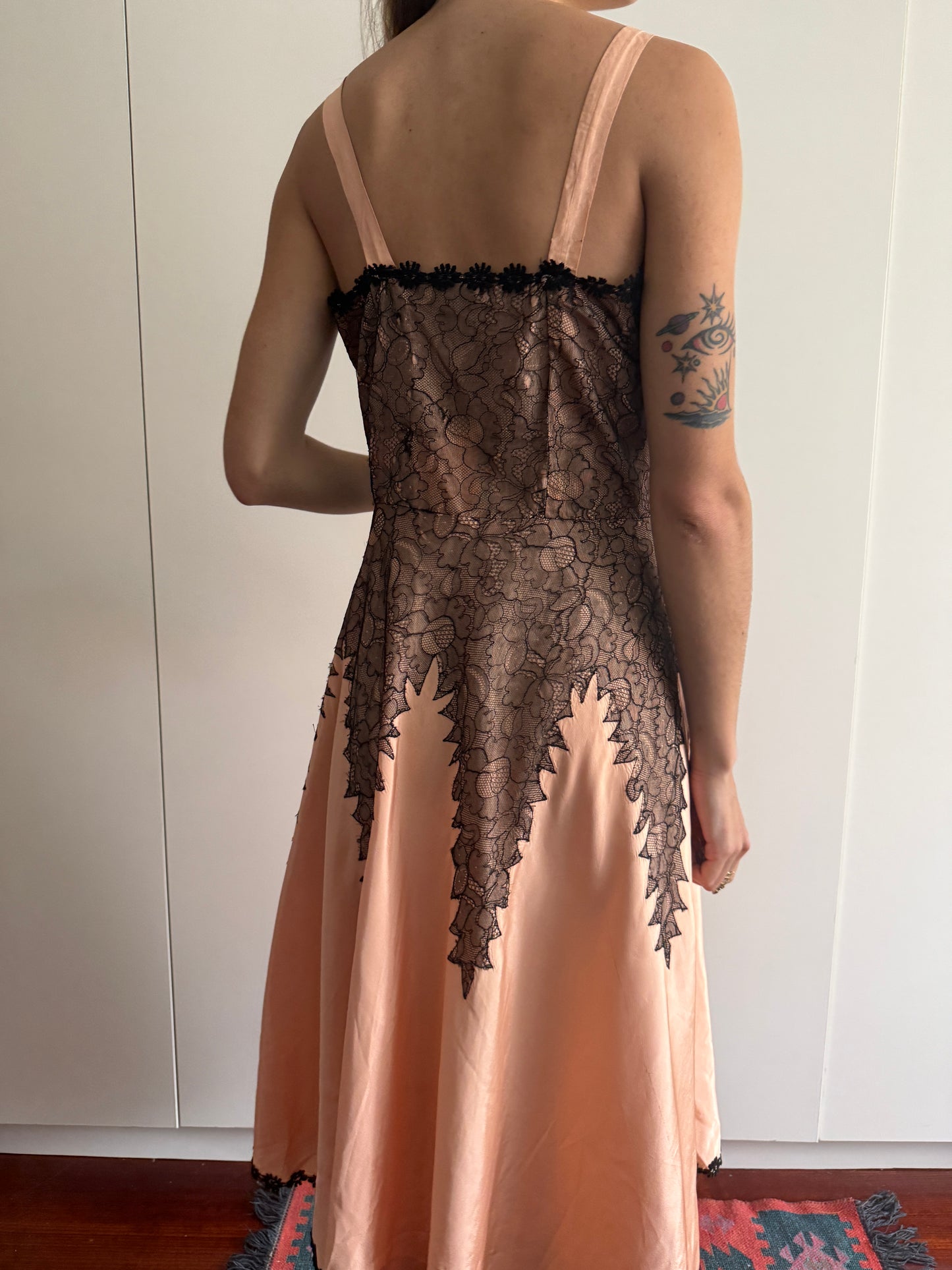 LATE 40s LACE SLIP DRESS
