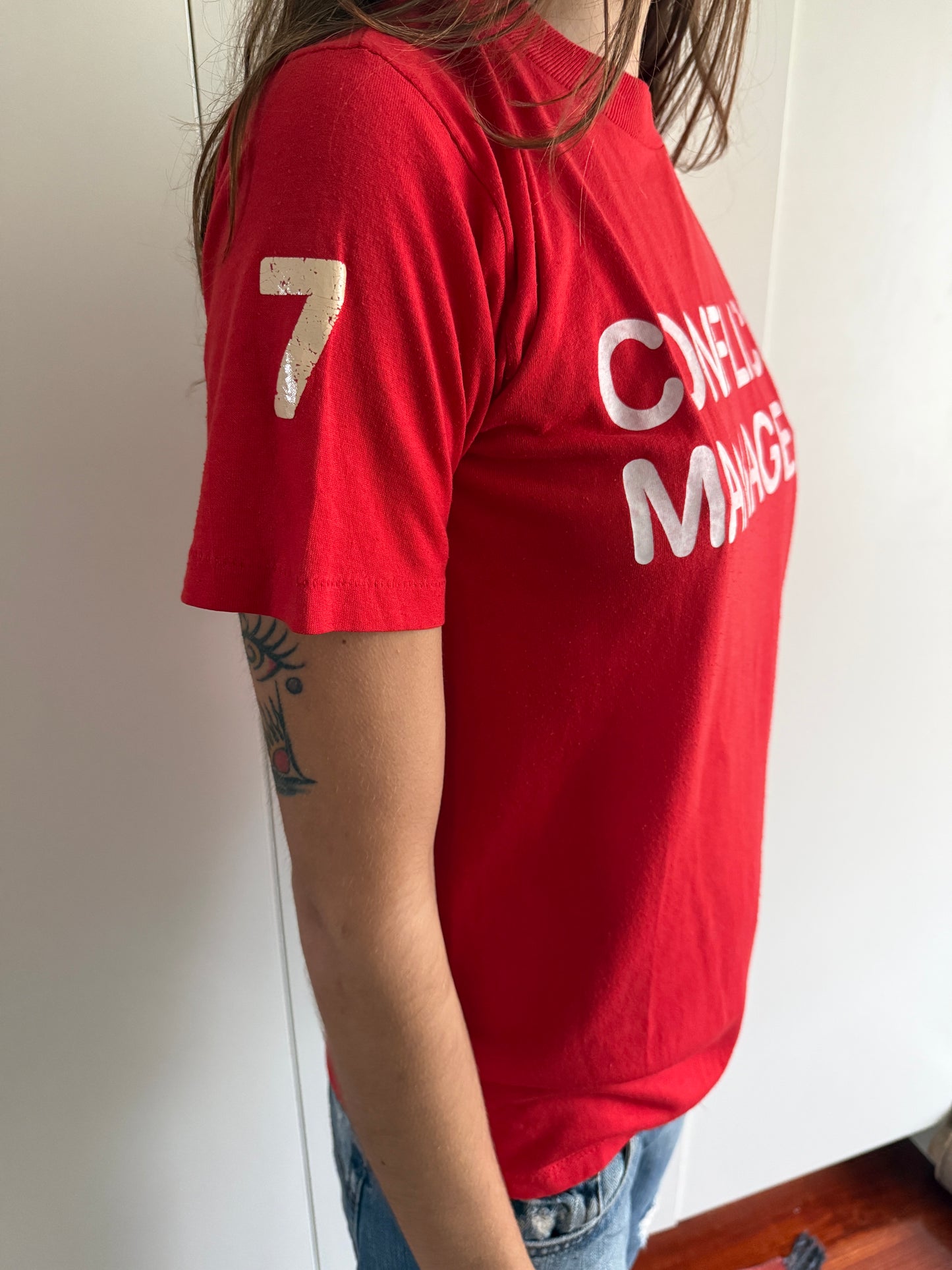 80s CONFLICT MANAGER TEE
