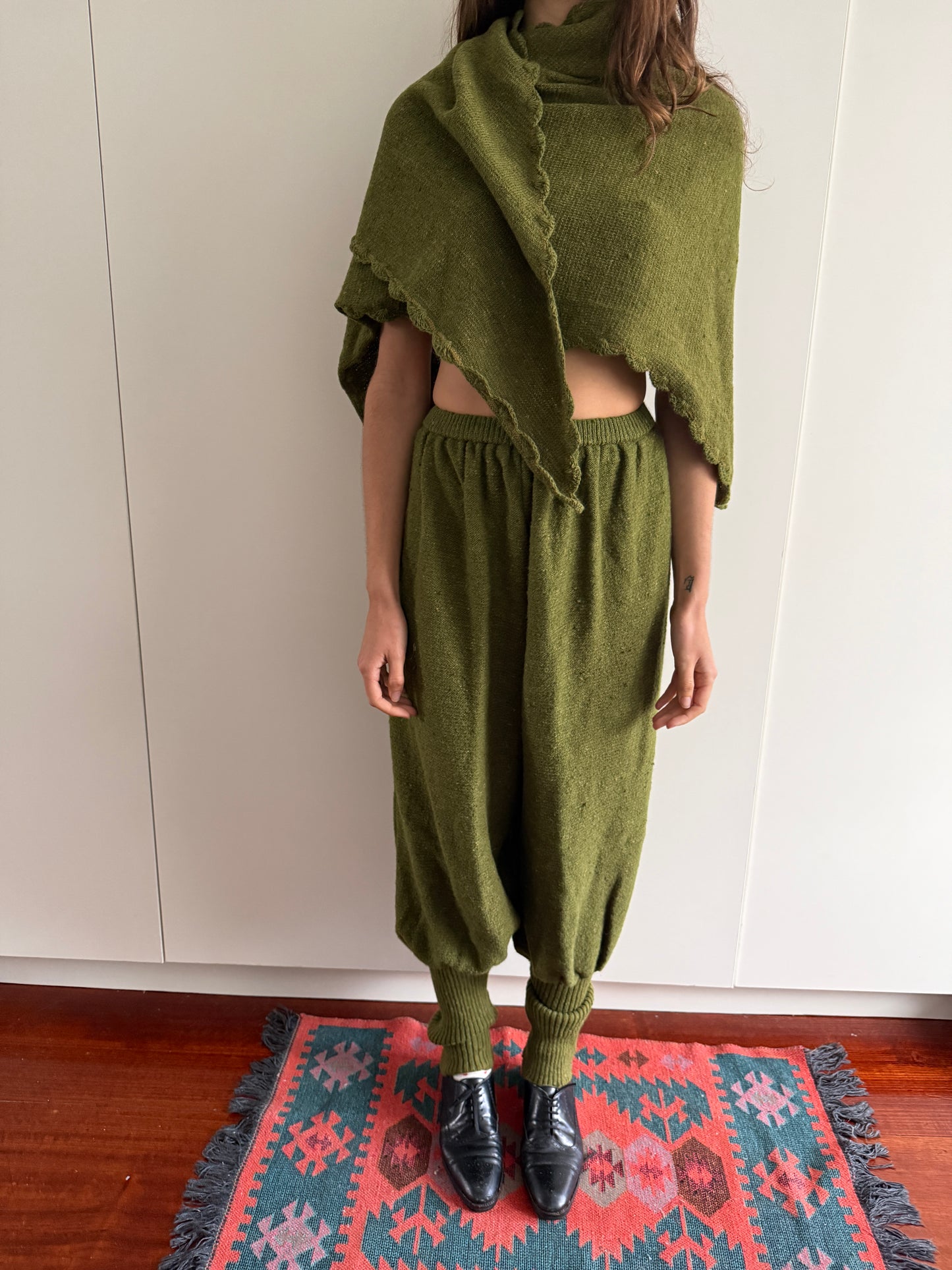 70s FRANCE ANDREVIE WOOL BLOOMER AND SHAWL SET