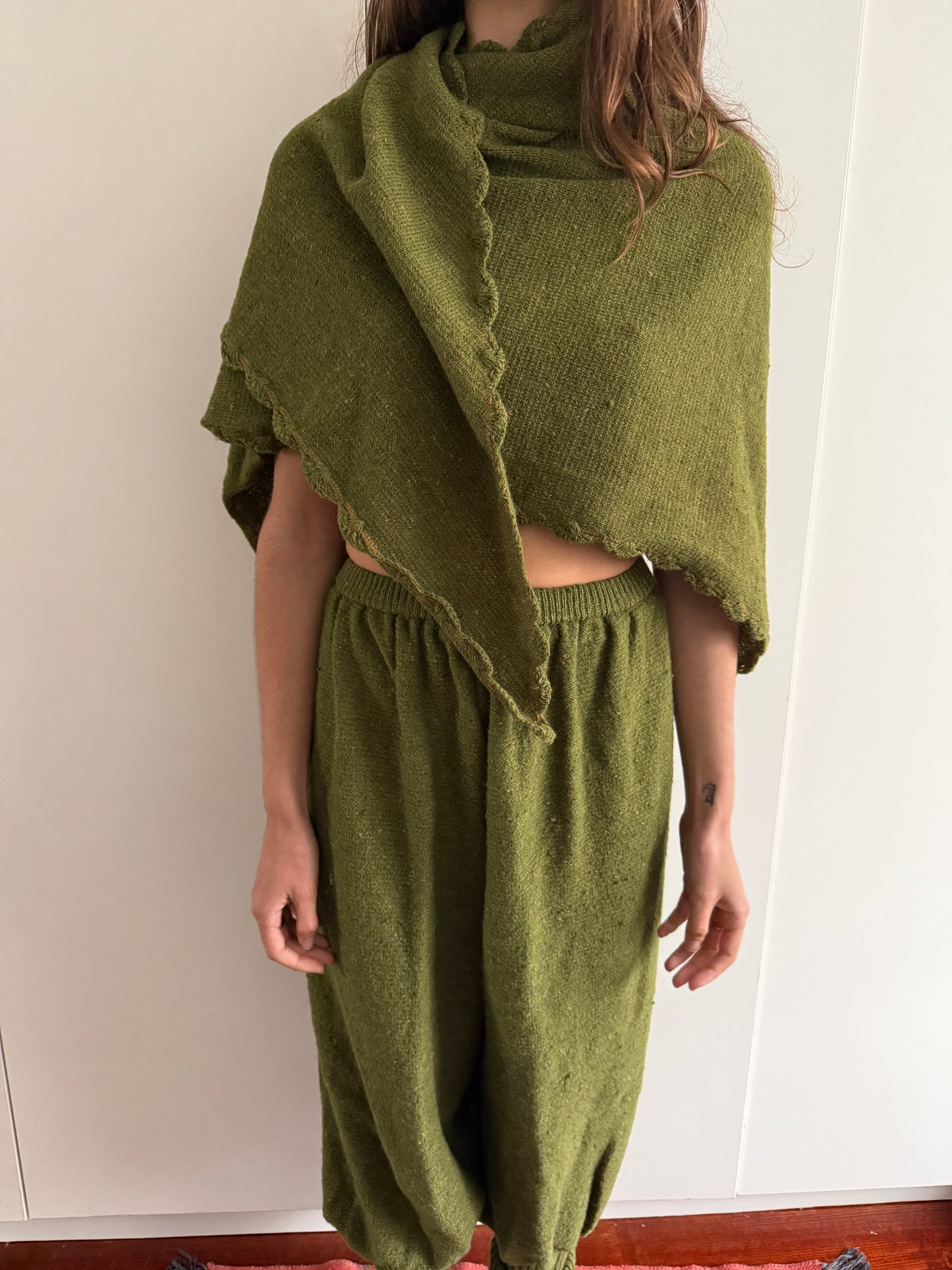 70s FRANCE ANDREVIE WOOL BLOOMER AND SHAWL SET