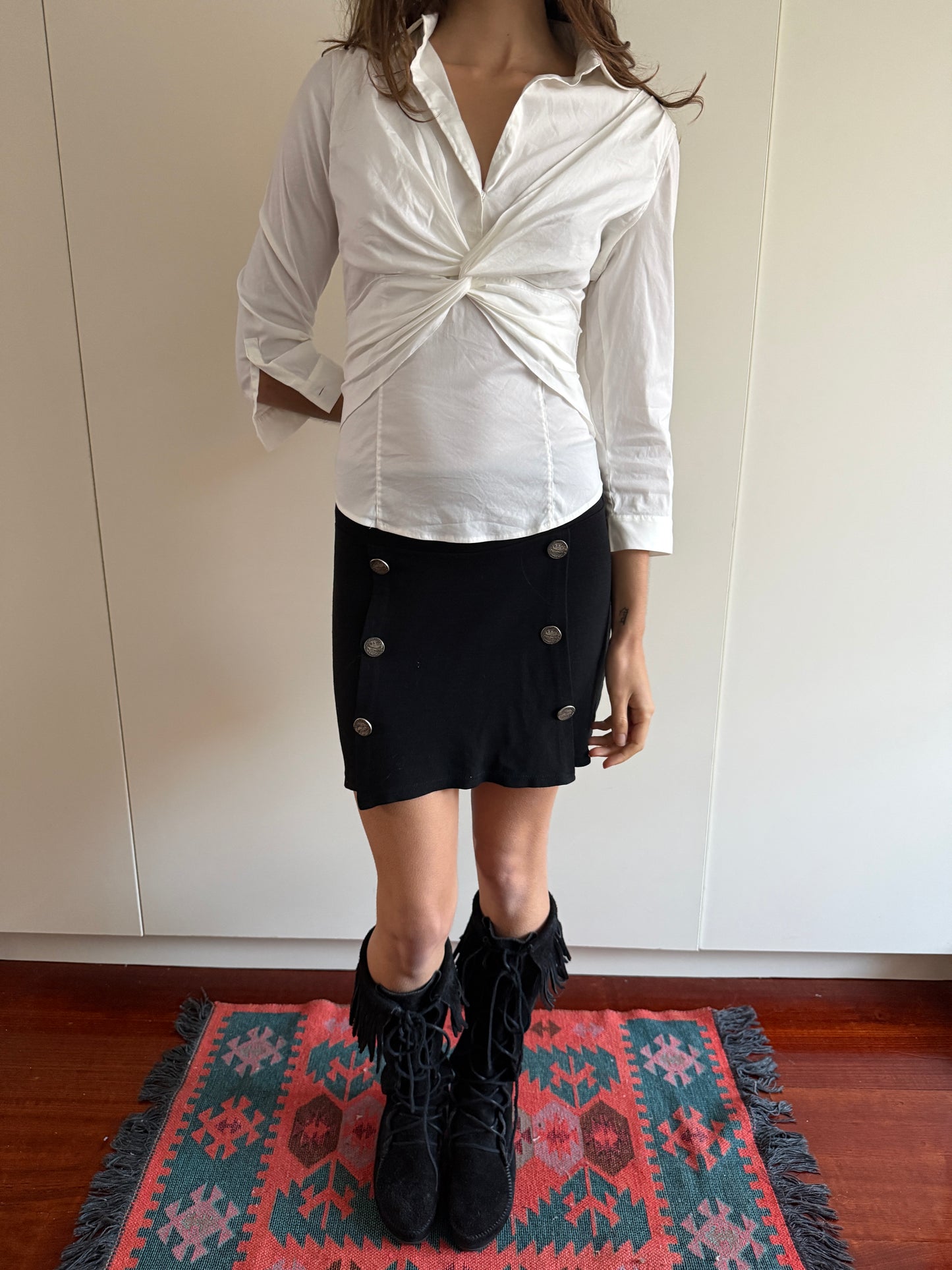 90s RECTANGLE BLANC COIN BUTTON MINI SKIRT